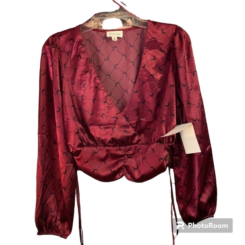 NWT Meraki Size medium puff sleeve crop top